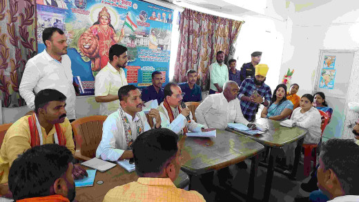 लखीसराय पहुंचे डिप्टी सीएम विजय कुमार सिन्हा, जनसंवाद में सुनीं जनसमस्याएं